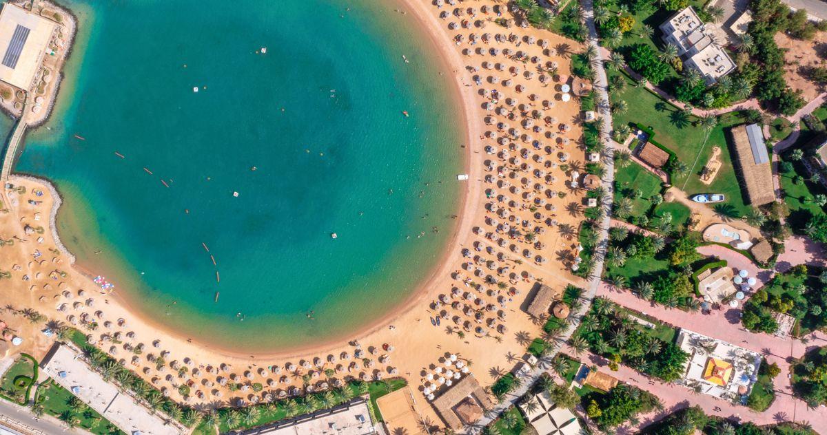 U zagrljaju lagune: Desert Rose Resort 5★ i umetnost odmora