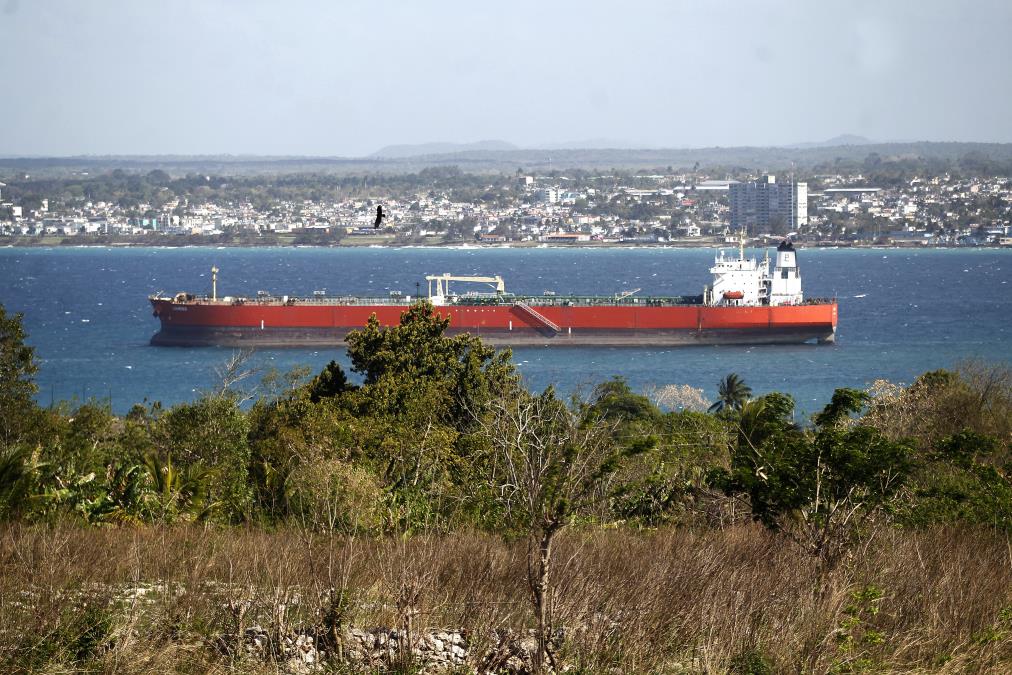 RUSIJA NAJAVILA NASTAVAK POMOĆI KUBI: Ostrvo dobilo naftu posle tri meseca američkog embarga