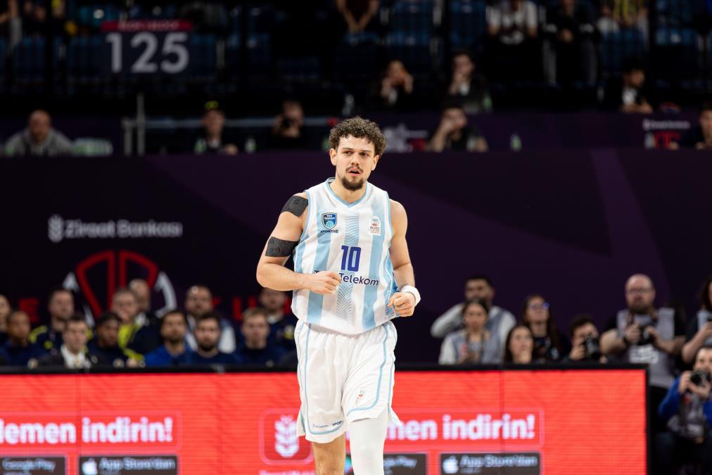 TURK TELEKOM BLIZU FINALA EVROKUPA! Trifunović dominirao u Francuskoj!