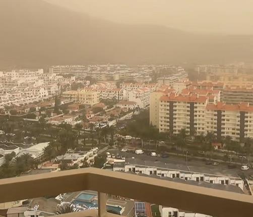 "Upravo smo stigli i ovo nas je dočekalo", otišla na Tenerife pa se šokirala prizorom: "Svi nose maske" (video)