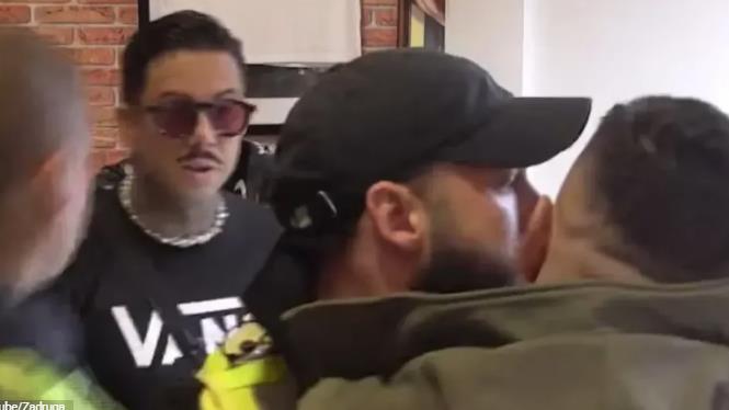 BEBICA SE ZALETEO NA FILIPA! Uznemirujuće scene u Eliti 9, obezbeđenje preplavilo imanje u Šimanovcima: Odjekuju urlici...