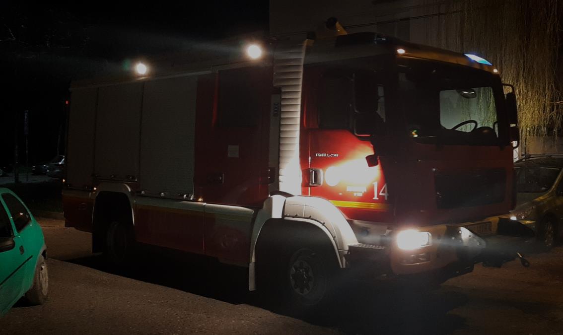 KURIR SAZNAJE, ŽENA NASTRADALA U POŽARU: Muškarac uspeo da se spase, vatrena stihija u Lešnici kod Loznice