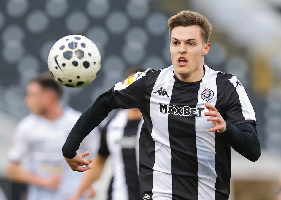 PONIŽAVAJUĆE! Isplivali novi podaci o odlasku Kostića u Milan: Partizanu još manje novca! NAJGORI TRANSFER U ISTORIJI KLUBA