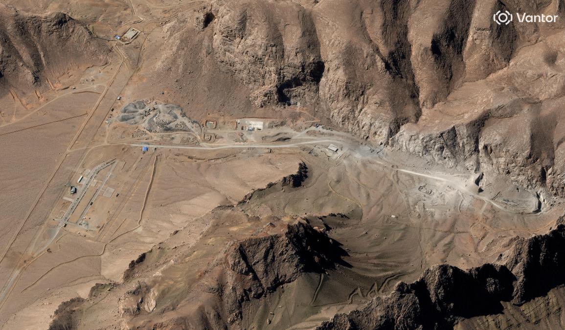 OVAKO BI TRAMPOVI KOMANDOSI UPALI U PIJUK PLANINU! Detalji plana izvlačenja pola tone iranskog uranijuma koji je on lično tražio, misija 90 METARA POD ZEMLJOM