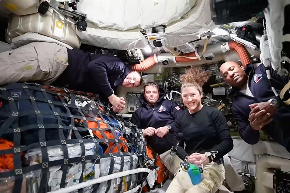 Iznenadićete se kad vidite šta jedu astronauti koji su krenulu ka Mesecu: Otkriveno i šta su poneli od ličnih stvari sa Zemlje