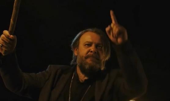 ANTISEMITSKE PORUKE U "SENKAMA NAD BALKANOM"? Posle sramnih pretnji Jevrejima ispred Rektorata pojačava se sumnja da je u pitanju organizovana kampanja (VIDEO)