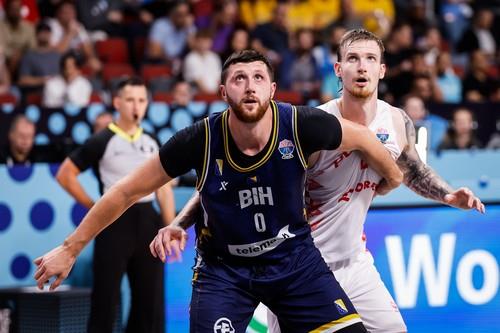 JUSUF NURKIĆ DONIRAO NOVAC ZA DECU STRADALOG SVEŠTENIKA NENADA? Čuveni NBA as pokazao veliko srce nakon saobraćajne nesreće koja je potresla Bosnu i Hercegovinu