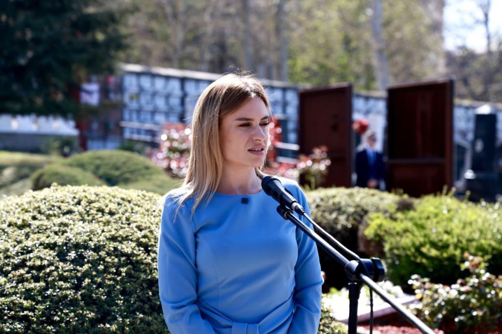 Srbija je zemlja feniks! Ministarka Stamenkovski na obeležavanju šestoaprilskog bombardovanja: Zadatak današnjih generacija da sačuvaju slobodu, mir i državu