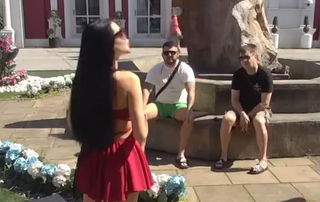 "KAPARISAO SAM JE SA 4.000 EVRA, ISTUŠIRAO SE I DOŠAO DA JE..." Asmin ne prestaje da iznosi detalje odnosa sa Stanijom, Maja uživa dok sluša 