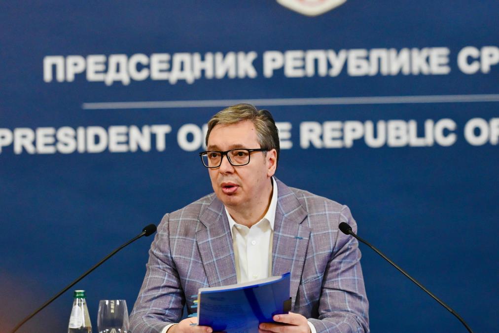 "NASTAVLJAMO DA GRADIMO, ULAŽEMO I POVEZUJEMO LJUDE I KRAJEVE SRBIJE" Vučić: U vremenu velikih globalnih izazova, za Srbiju je najvažnije da sačuva stabilnost
