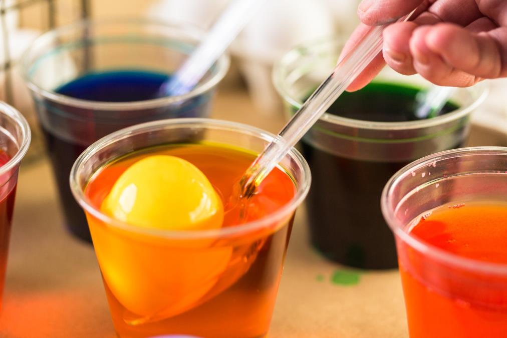 Šta znači oznaka E na kesici boje za farbanje jaja: Obratite pažnju na brojeve između 100 i 180