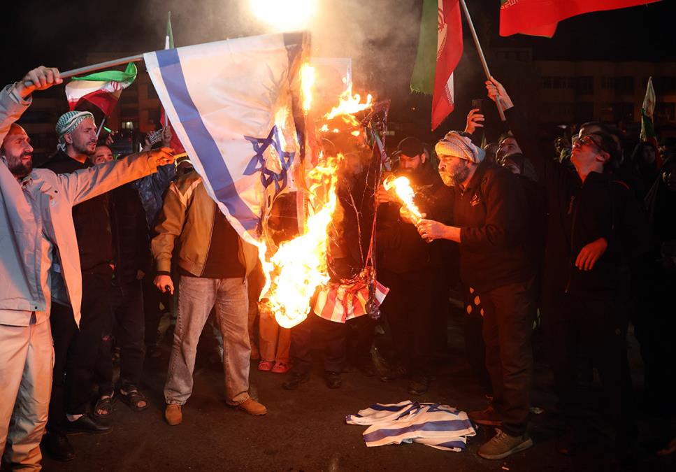 "AMERIKA I IZRAEL PLANIRAJU KOPNENI NAPAD NA IRAN": Ruski Savet bezbednosti upozorio na mogućnost eskalacije frata