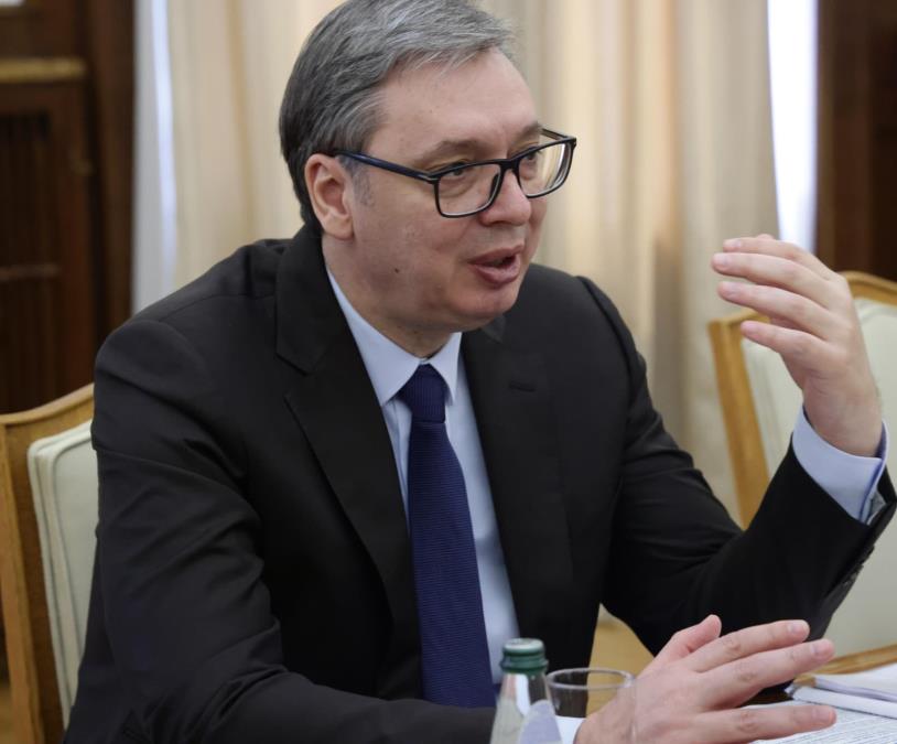 VUČIĆ SUTRA NASTAVLJA KONSULTACIJE: Predsednik Srbije sa predstavnicima SNS i Udruženih sindikata Srbije Sloga