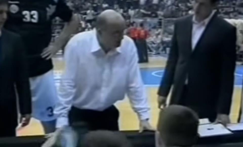 LEGENDARNI TAJM-AUT KOJI JE OSTAO UREZAN U SEĆANJIMA NAVIJAČA PARTIZANA: "Kakav je bre ovo početak, šta je ovo? Borba bre"! Ovako je govorio Dule! (VIDEO)