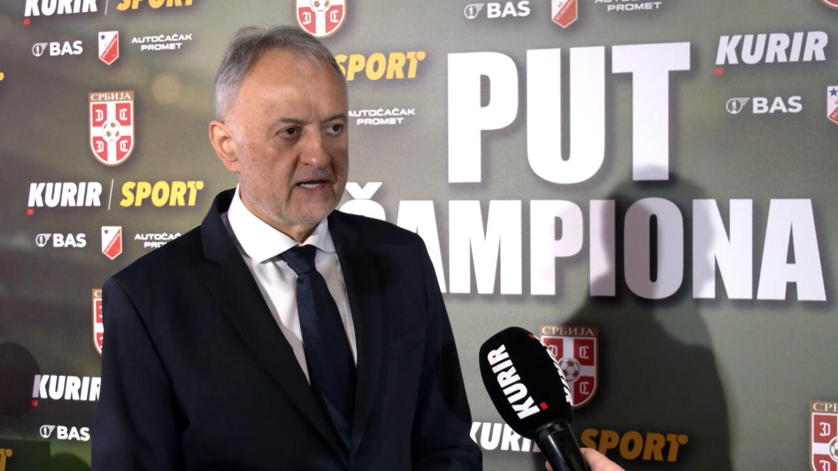 MINISTAR GAJIĆ SA KONFERENIJA "PUT ŠAMPIONA" PORUČIO: Svako ko zameni teze nikad ne dođe do šampionskog trona