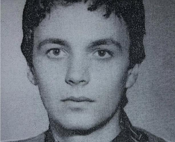 FOTOGRAFIJA DUŠKA VUJOŠEVIĆA IZ 1978. I EMOTIVAN TEKST NJEGOVOG PROFESORA: Tada je bio spreman da ubije i pogine za tu ljubav...