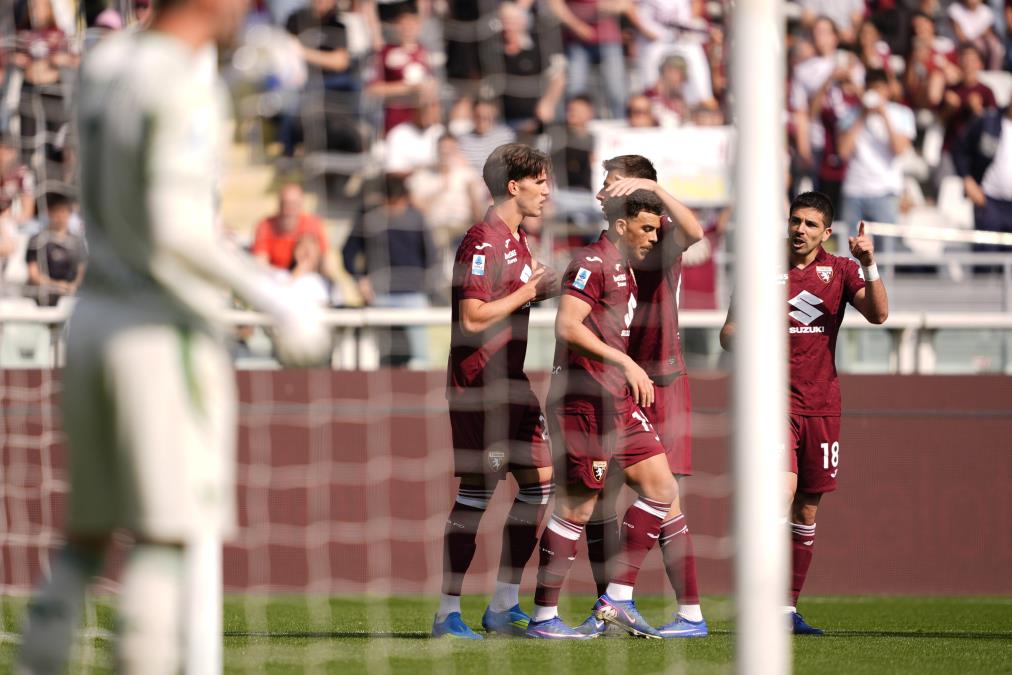 ZANIMLJIVO FUDBALSKO POPODNE NA ČIZMI: Torino bolji od Verone, Kaljariju minimalac protiv Kremonezea