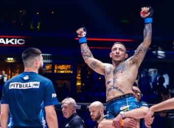 KAKVO VEČE U FNC 29 Dušan Džakić brutalan - umalo slomio ruku protivniku! Stanković oduvao Budimira, Lekić raskrvario Klinca