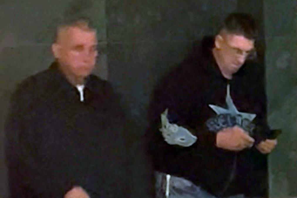 DOK POLICIJA TRAŽI KRISTIJANA I PARTNERA STELE SAVIĆ, ONI SE POJAVILI U CRKVI! Golubović u Hramu sve vreme na telefonu, Paskulov stao ispred njega kao živi zid