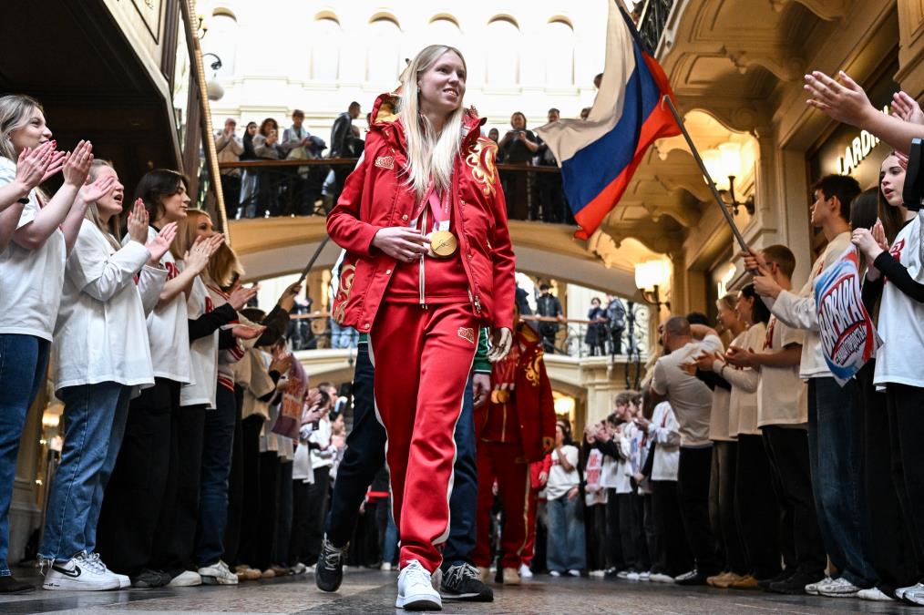 PALE SANKCIJE: Ruski i beloruski sportisti se vraćaju sa sve himnom i zastavom