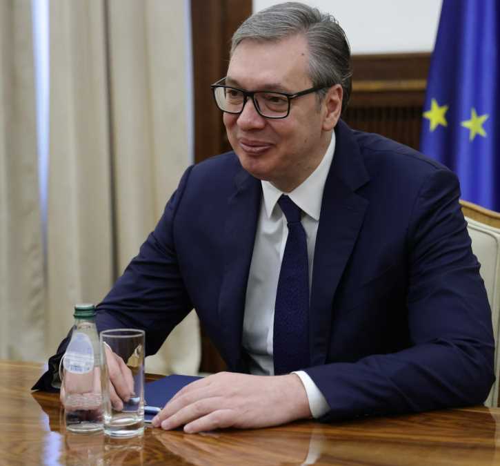 Vučić danas prima akreditivna pisma novih ambasadora: Predstavnici Maroka, Omana, Čilea, Malija, Gambije i Ruande dolaze u Palatu Srbija