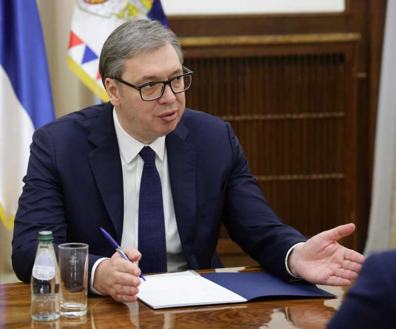 VUČIĆ PORUČIO PREDSTAVNIKU EVROPSKIH DEMOKRATA: "NISAM I NEĆU BITI DŽAK ZA UDARANJE!" Predsednik o pozivu Gocija na debatu: Nisam razumeo koliko si važan...