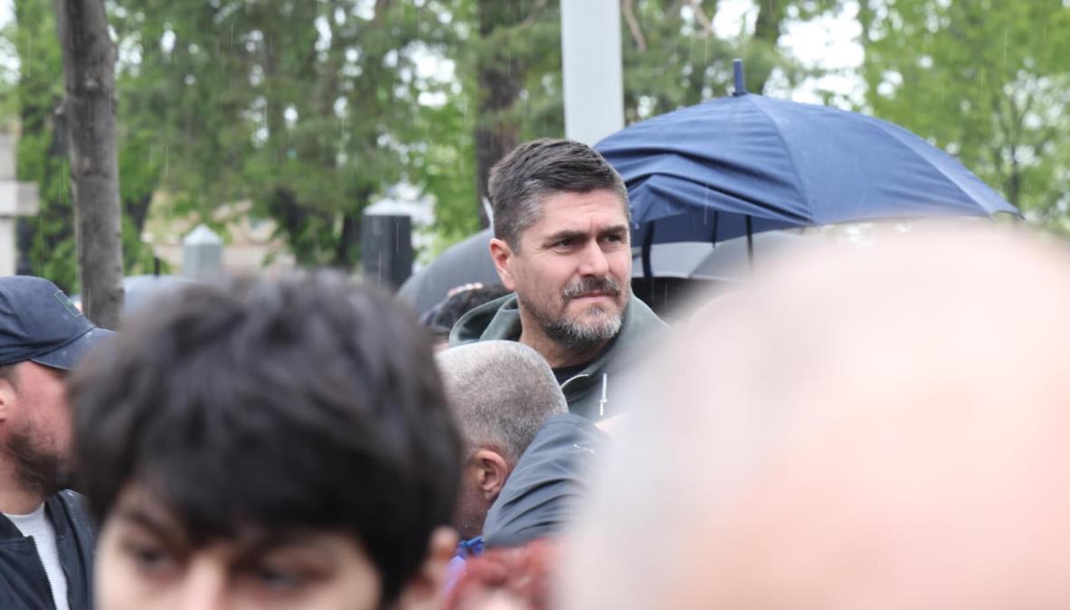 DARKO MILIČIĆ NA SAHRANI DUŠKA VUJOŠEVIĆA! Bivši NBA as stigao da oda poslednju počast legendarnom treneru! 