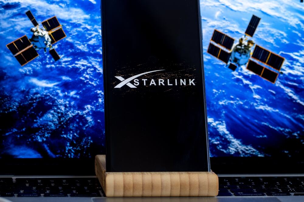 PONOVO RADI "STARLINK": Tramp tražio od Maska da ukine ograničenja satelitskog sistema za Ukrajinu