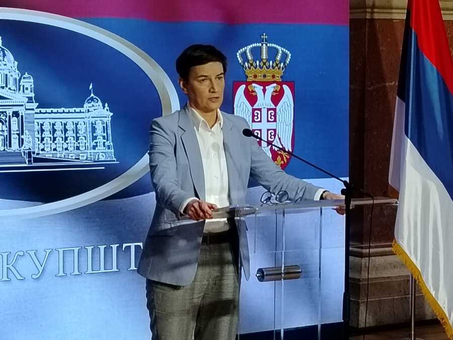 NOVA PRILIKA ZA POLITIČKI PERFORMANS OPOZICIJE! Brnabić: Za sedam do 10 dana sednica o nepoverenju vladi