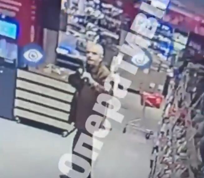 OVO JE UBICA IZ KIJEVA: U pucnjavu stradalo najmanje pet ljudi, deset ranjeno! (VIDEO, FOTO)