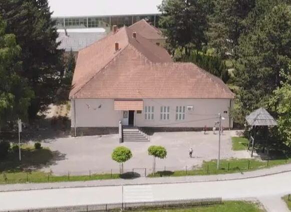 LEPE VESTI IZ SRBIJE! U selu gde je sve više dece škola dobila novo grejanje, stižu i solarni paneli