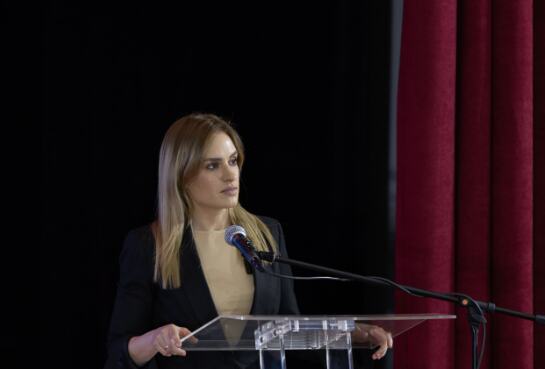 MINISTARKA ĐURĐEVIĆ STAMENKOVSKI NA MEMORIJALNOJ AKADEMIJI "MAJKA KOZARA": Jasenovac nije samo mesto stradanja, već zavet da nikada ne zaboravimo zlo