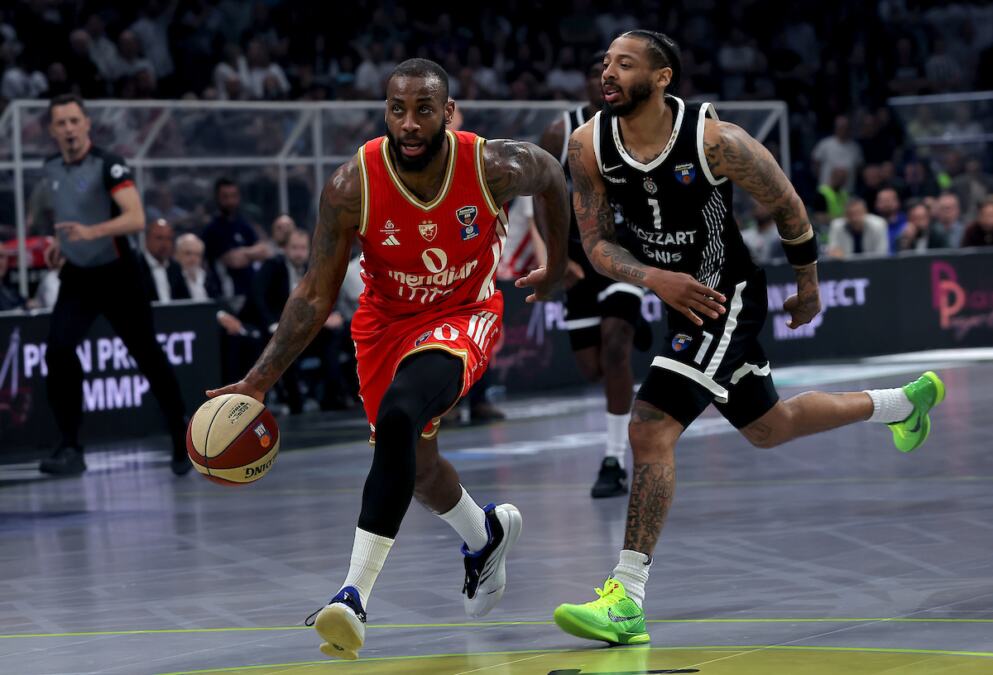 KARLIK PONOVO PECKA CRVENU ZVEZDU: 