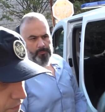 DANILO MANDIĆ OSUĐEN NA GODINU DANA ZATVORA, UKINUT MU PRITVOR Prvostepena presuda protiv bratanca predsednika Skupštine Crne Gore Andrije Mandića