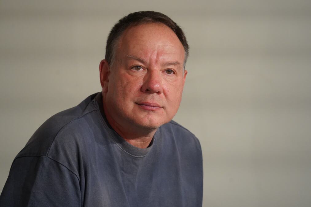 Uspeh regionalne književnosti: Jurica Pavičić i roman "Crvena voda" u trci za nagradu "Dagger", a u Francuskoj prodata u 45.000 primeraka