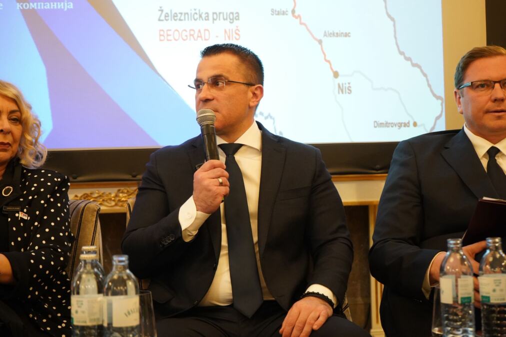 MILIĆEVIĆ U BEČU NA PANEL DISKUSIJI O ZAKONU "SVOJ NA SVOME": Jako je važno što upravo ovu temu i zakon prezentujemo pred našim sunarodnicima