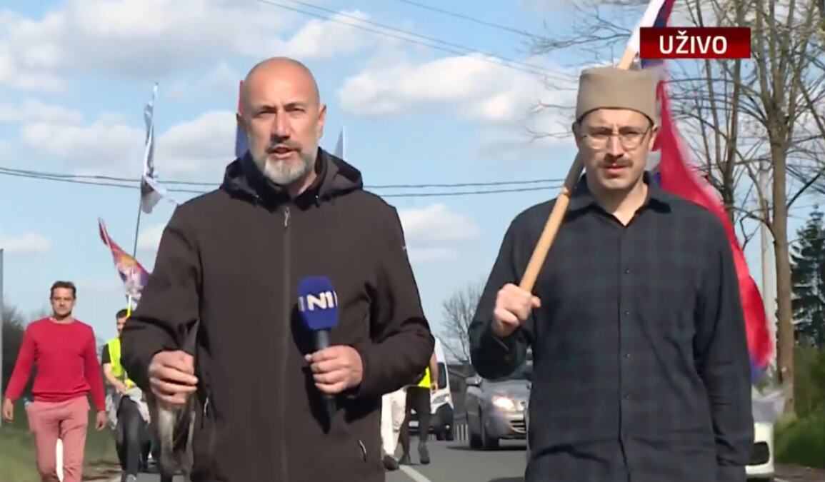 "LJUDI, JE L' MORA SVAKI PUT OVAJ SA BRKOVIMA I ŠAJKAČOM" Student blokader Marčetić na meti podsmeha: "Nova predstava u režiji osvedočenih zgubidana" (FOTO)