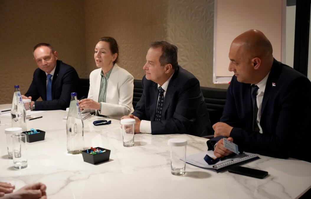 MINISTAR DAČIĆ U ATINI SA MIHALISOM HRISOHOIDISOM: Razgovor o aktuelnoj bezbednosnoj situaciji u regionu