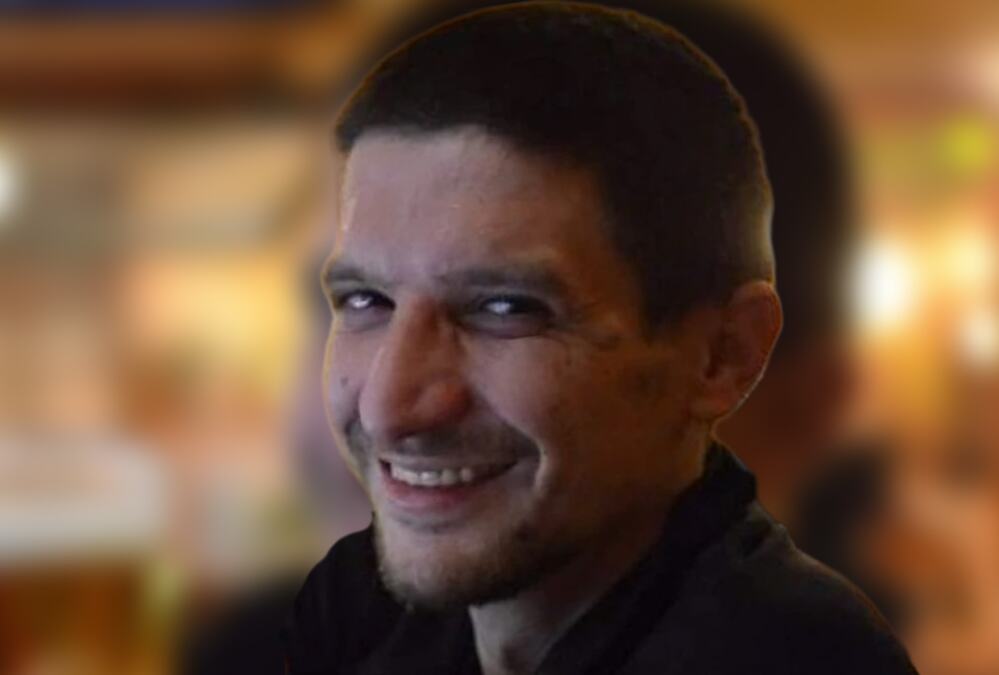 MUŠKARAC (35) DOŠAO U HITNU ZBOG TRNJENJA RUKE! Pustili ga kući, posle 20 minuta je UMRO! Nezapamćena tragedija! (FOTO)