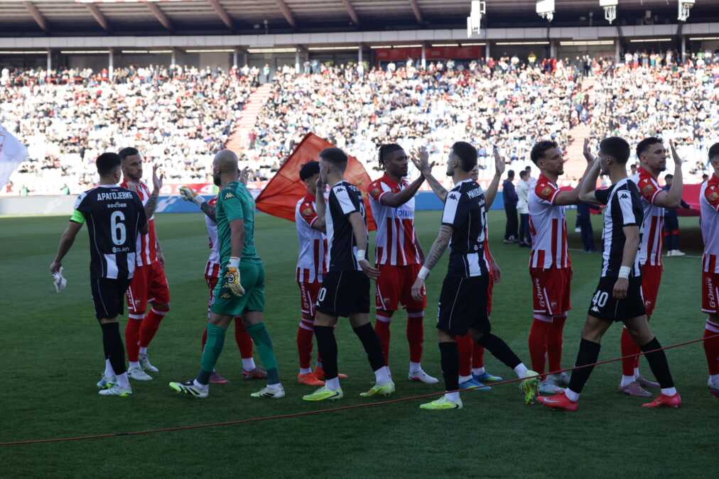 CRVENA ZVEZDA - PARTIZAN: Spor početak večititog derbija!