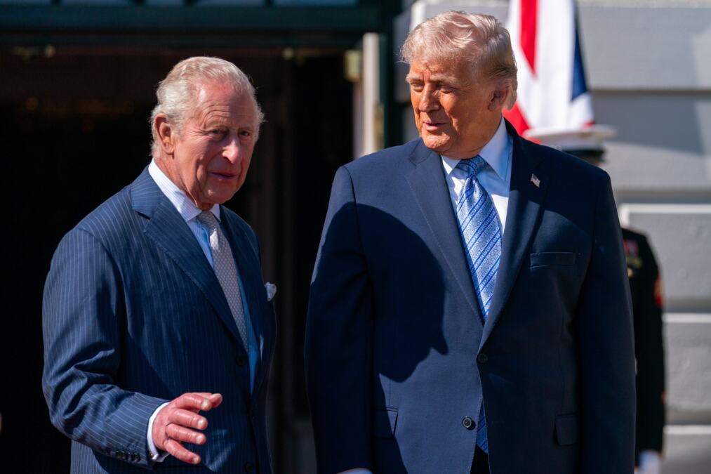 TRAMP UGOSTIO BRITANSKOG KRALJA: "Moja majka je volela Čarlsa, smatrala ga je slatkim" (VIDEO, FOTO)