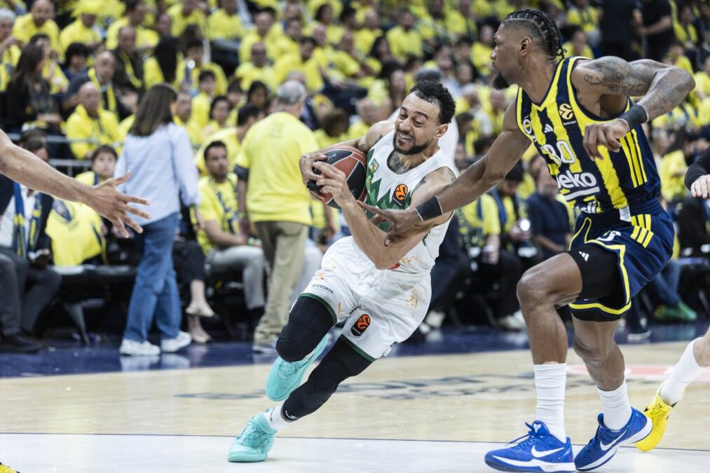 ŽALGIRIS  PREŽIVEO -19 I SRUŠIO PRVAKA EVROPE: Fenerbahče propustio prvu meč loptu u Kaunasu!