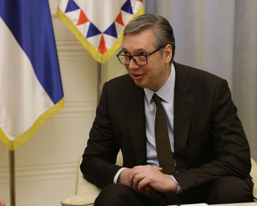 KRAJ DIPLOMATSKOG MANDATA U SRBIJI! Vučić sutra u 11 časova na oproštajnom sastanku sa ambasadorom Španije Aparisijem u Palati Srbija
