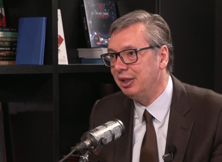 "ISTRAŽIVANJA SU JASNA, POSTOJI PREDNOST OD 18-19 INDEKSNIH POENA" Vučić otkrio koja lista bi dobila najveći broj mandata 