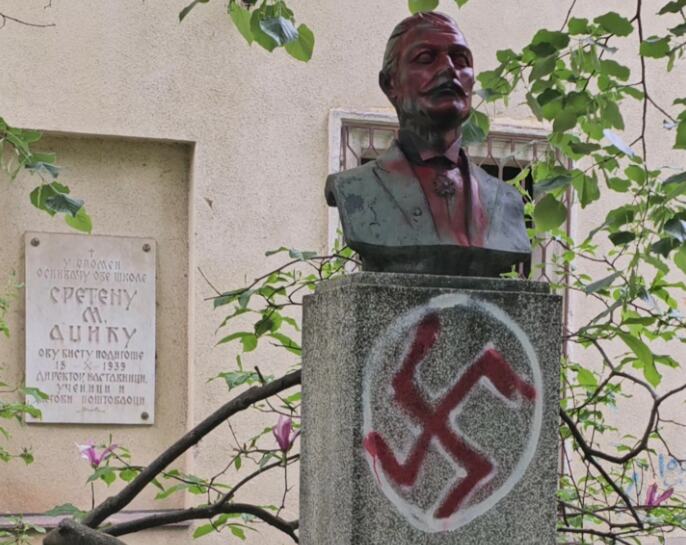 OSKRNAVLJENA BISTA SRETENA ADŽIĆA! Vandalizam u parku Fakulteta pedagoških nauka u Jagodini