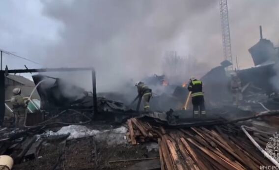 TRAGEDIJA KOJA JE POTRESLA RUSIJU: Roditelji, četvoro dece i baka nastradali u stravičnom požaru
