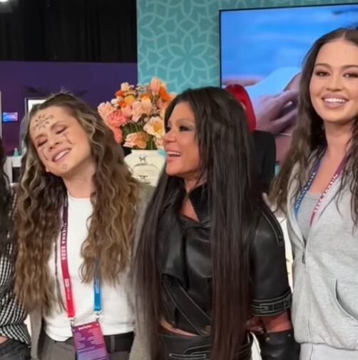 "Lelek" i Ruslana zapevale zajedno: Pobednica Evrovizije podržala Srbiju, a sad "ukrstila" glas sa Hrvaticama