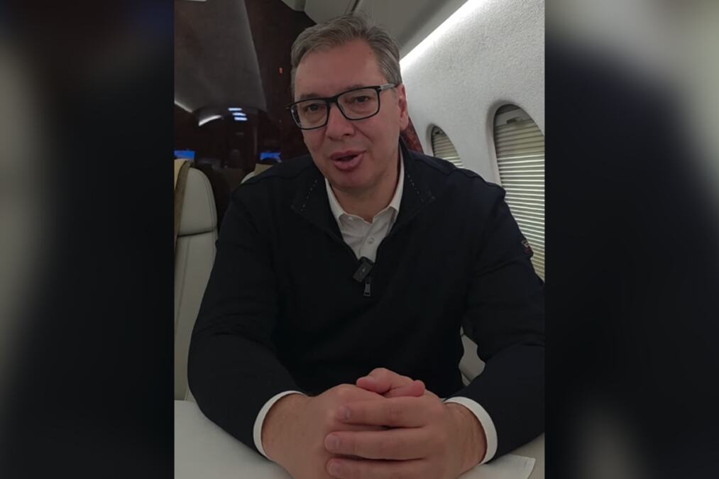 VUČIĆ SE HITNO OGLASIO IZ AVIONA ZA KINU! Predsednik o scenama NASILJA u režiji blokadera u Beogradu: 