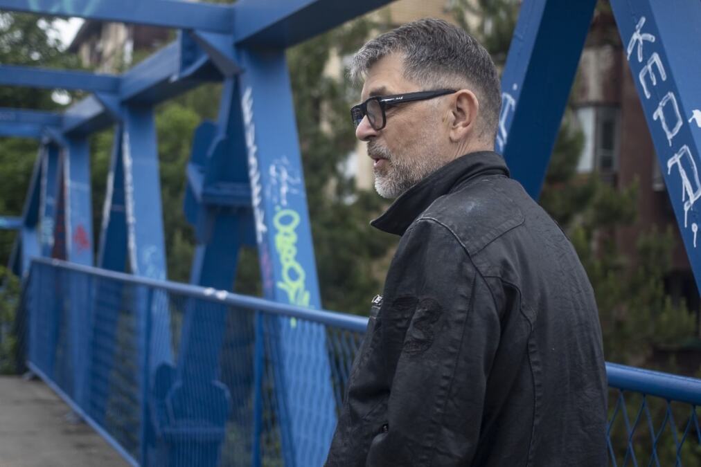 Gde je ta "Tanka crna linija" otkriva u novoj zbirci Aleksandar Saša Ignjatović