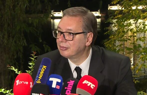 "ZANIMA ME KOME MOGU TAKVU LAŽ DA PRODAJU" Vučić o navodima da je na Slaviji bilo 190.000 ljudi: Laži su kratke noge - uskoro će izbori, pa ćete sve da vidite